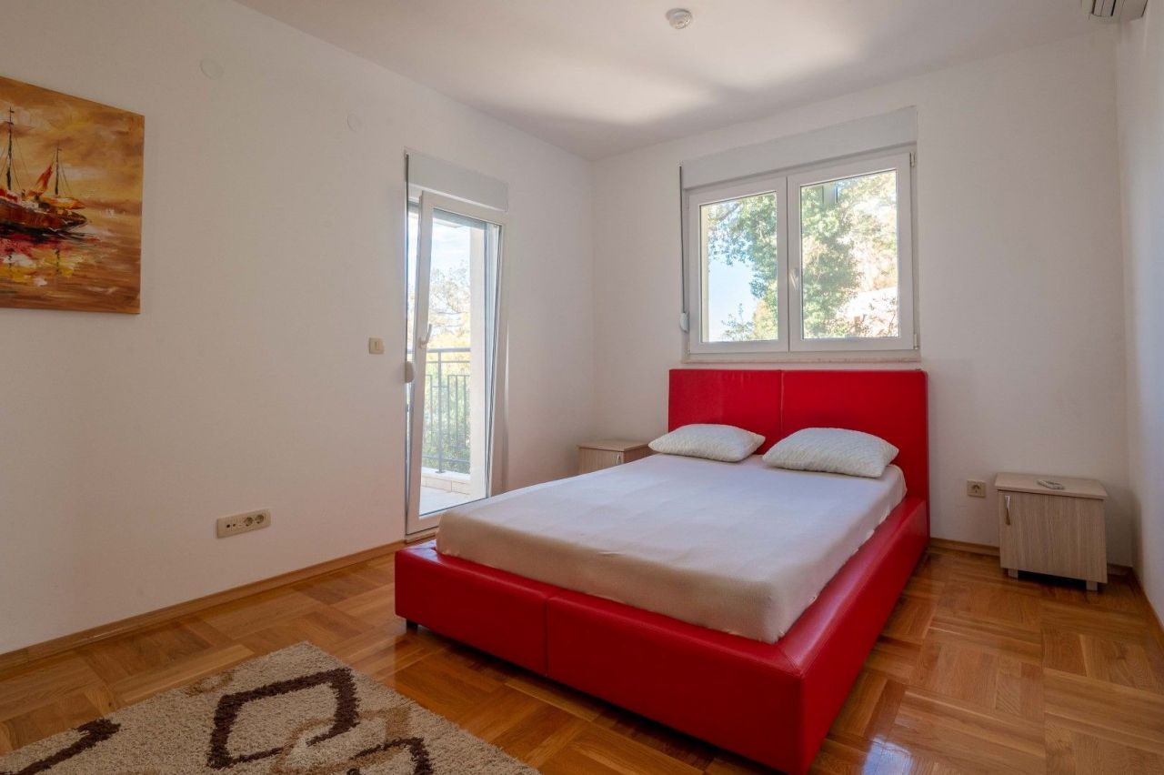 Villa en Budva, Montenegro, 400 m² - imagen 12