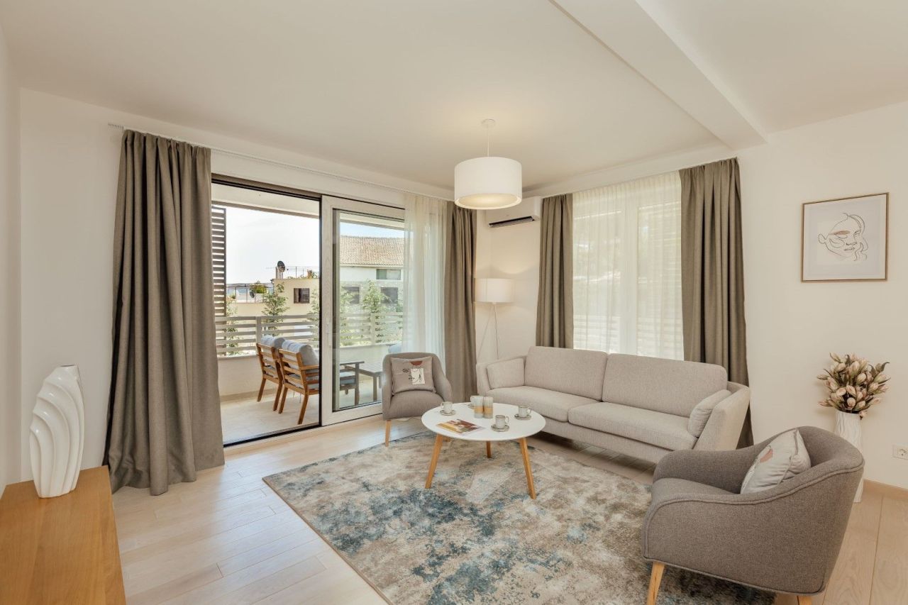 Apartment in Igalo, Montenegro, 78 m² - picture 12