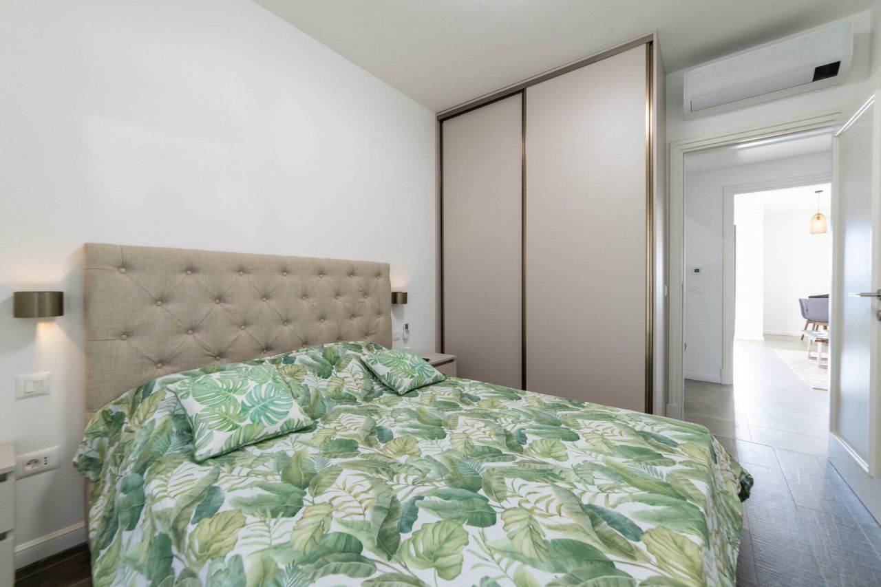 Apartment in Tivat, Montenegro, 62 m² - picture 13