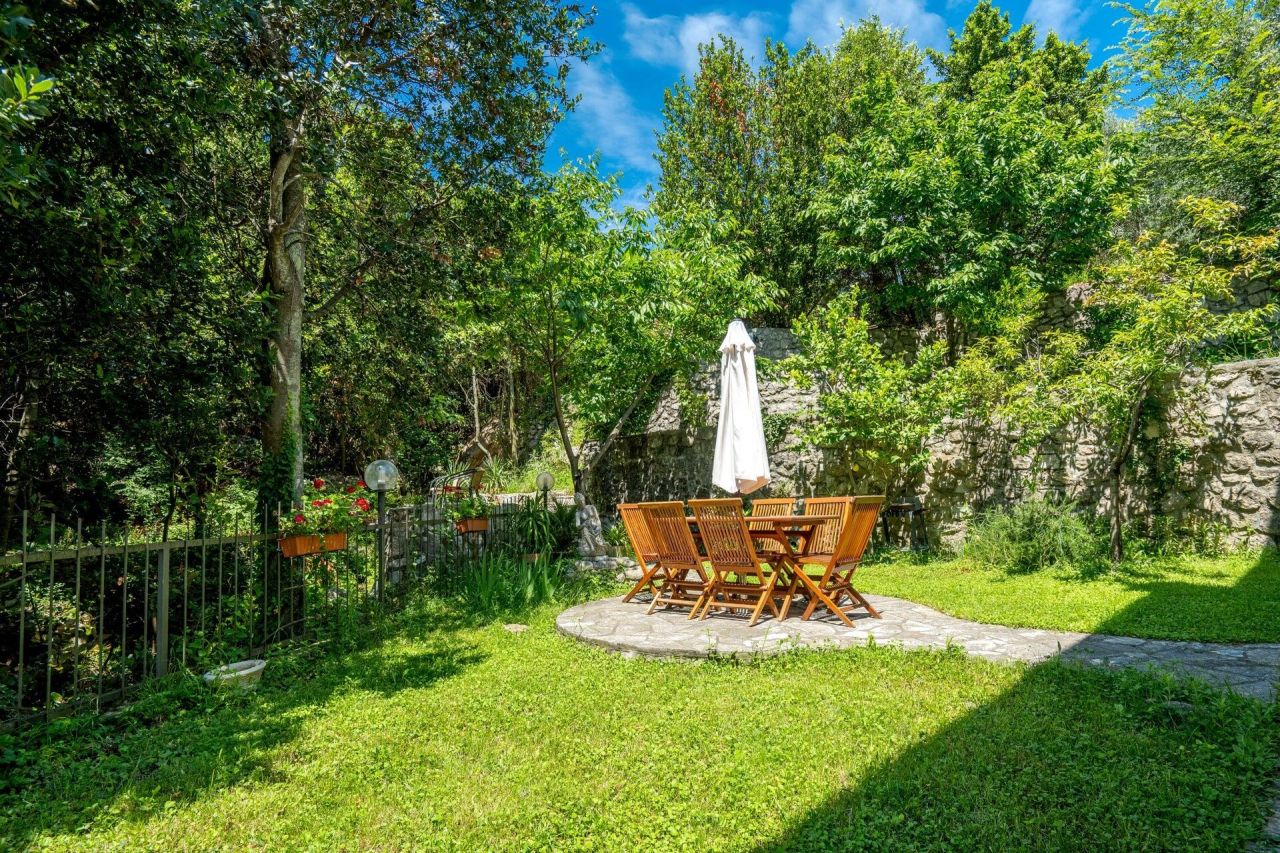 Casa a Budva, Montenegro, 150 m² - foto 13