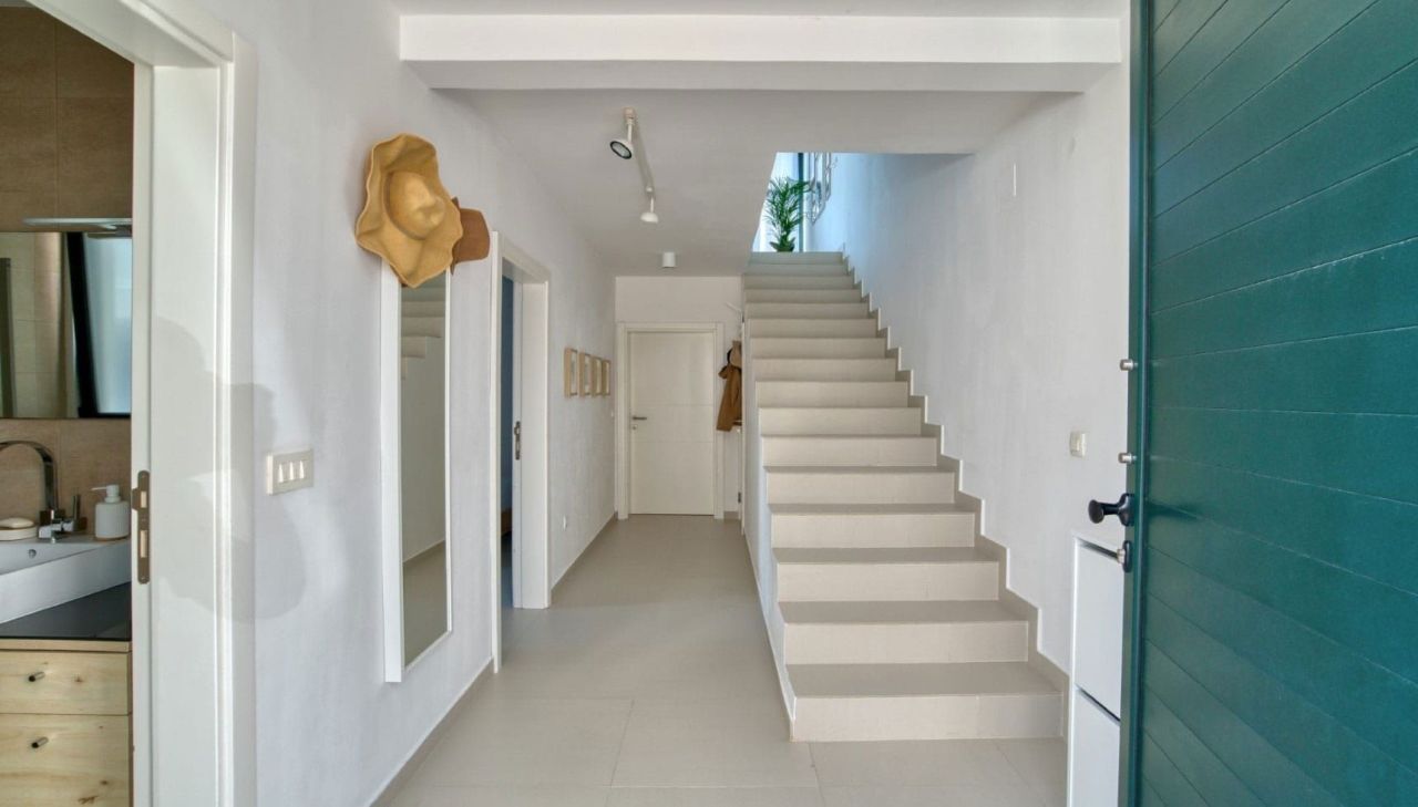 Apartment in Herceg-Novi, Montenegro, 80 m² - picture 14