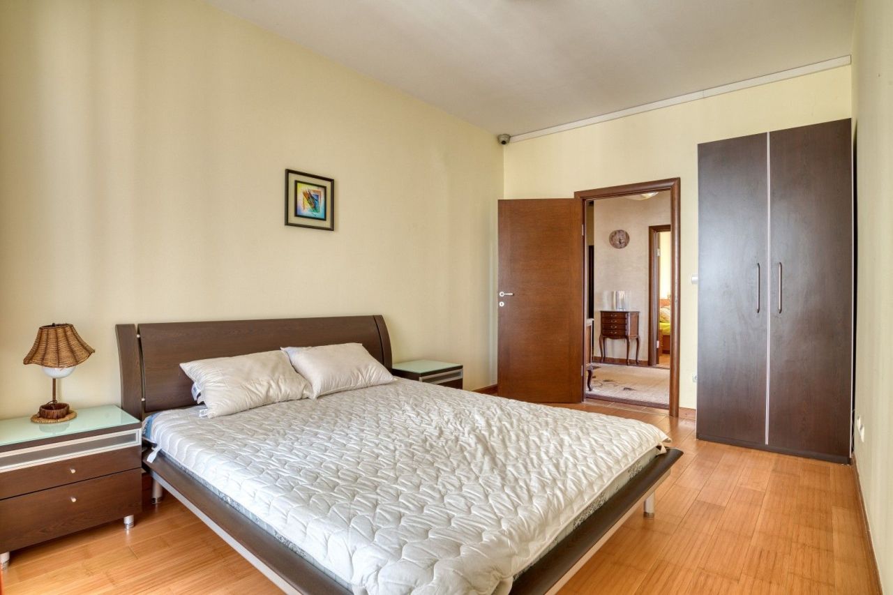 Apartment in Sveti Stefan, Montenegro, 146 m² - picture 14