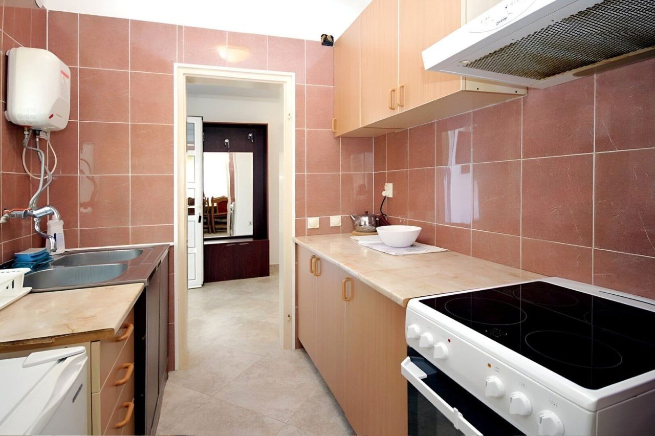 Casa en Rezevici, Montenegro, 174 m² - imagen 14