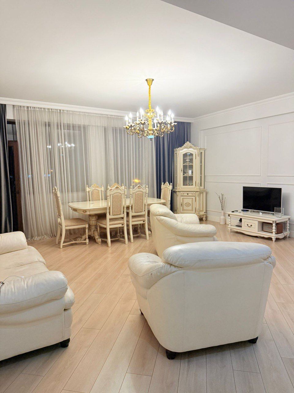 Appartement à Tbilissi, Géorgie, 138 m² - image 1
