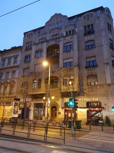 Piso en Budapest, Hungría, 145 m² - imagen 1