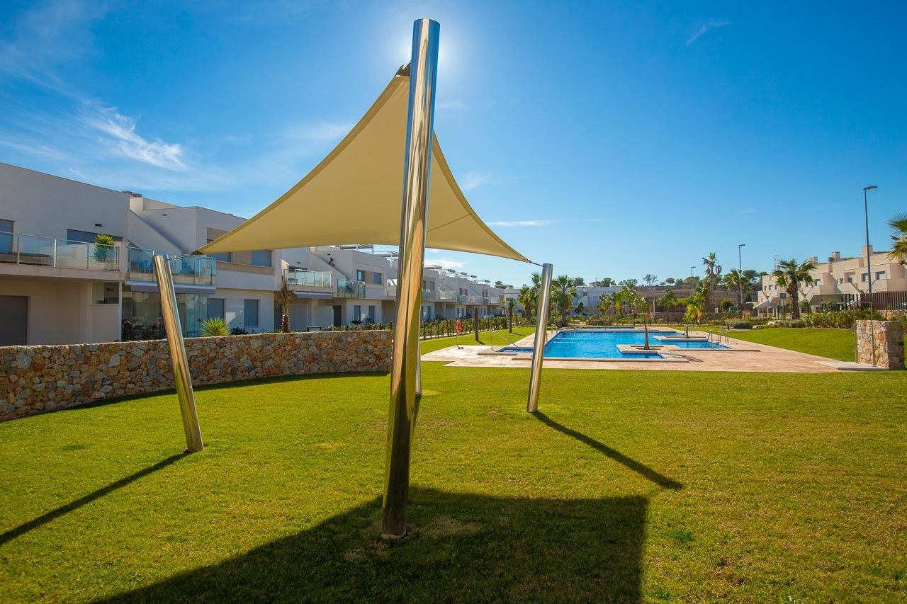 Bungalow à Los Montesinos, Espagne, 82 m² - image 17