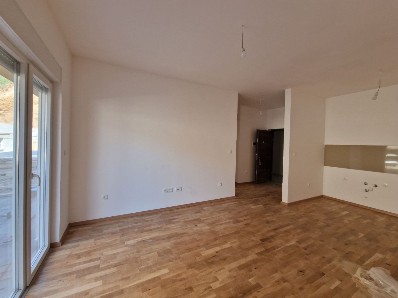 Apartment in Becici, Montenegro, 39 m² - picture 1