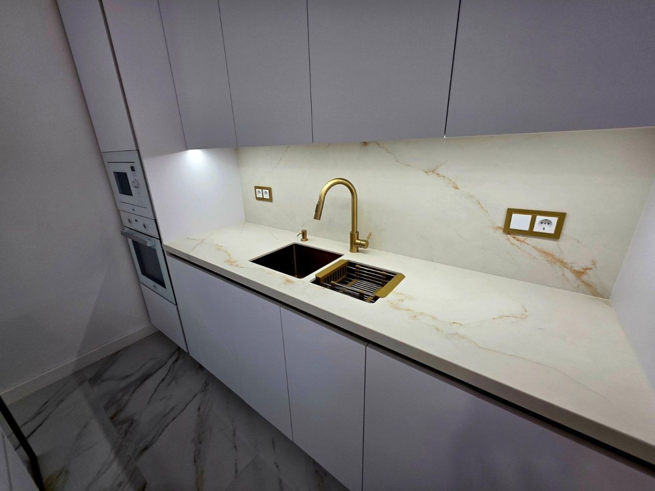 Apartment in Guardamar del Segura, Spain, 135 m² - picture 5