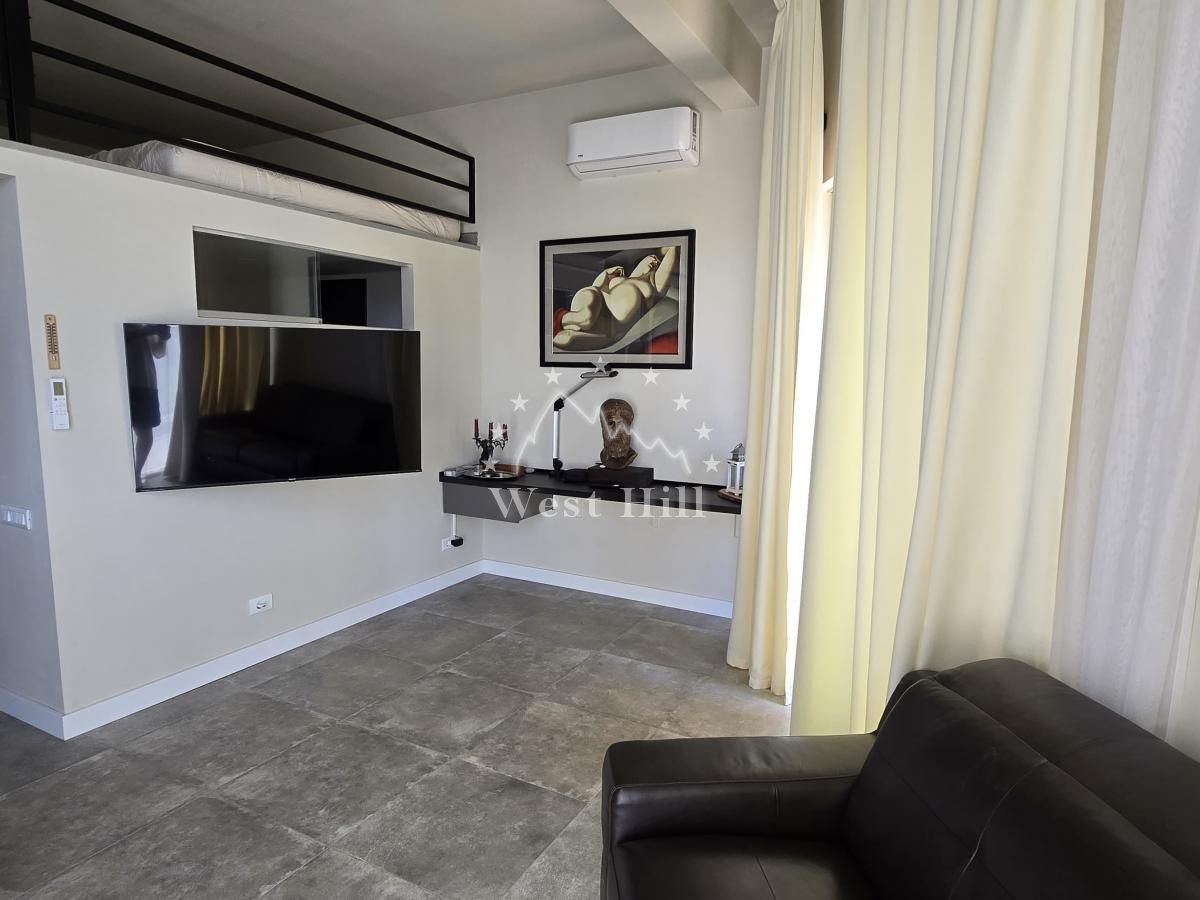 Apartment in Tivat, Montenegro, 20 m² - picture 1