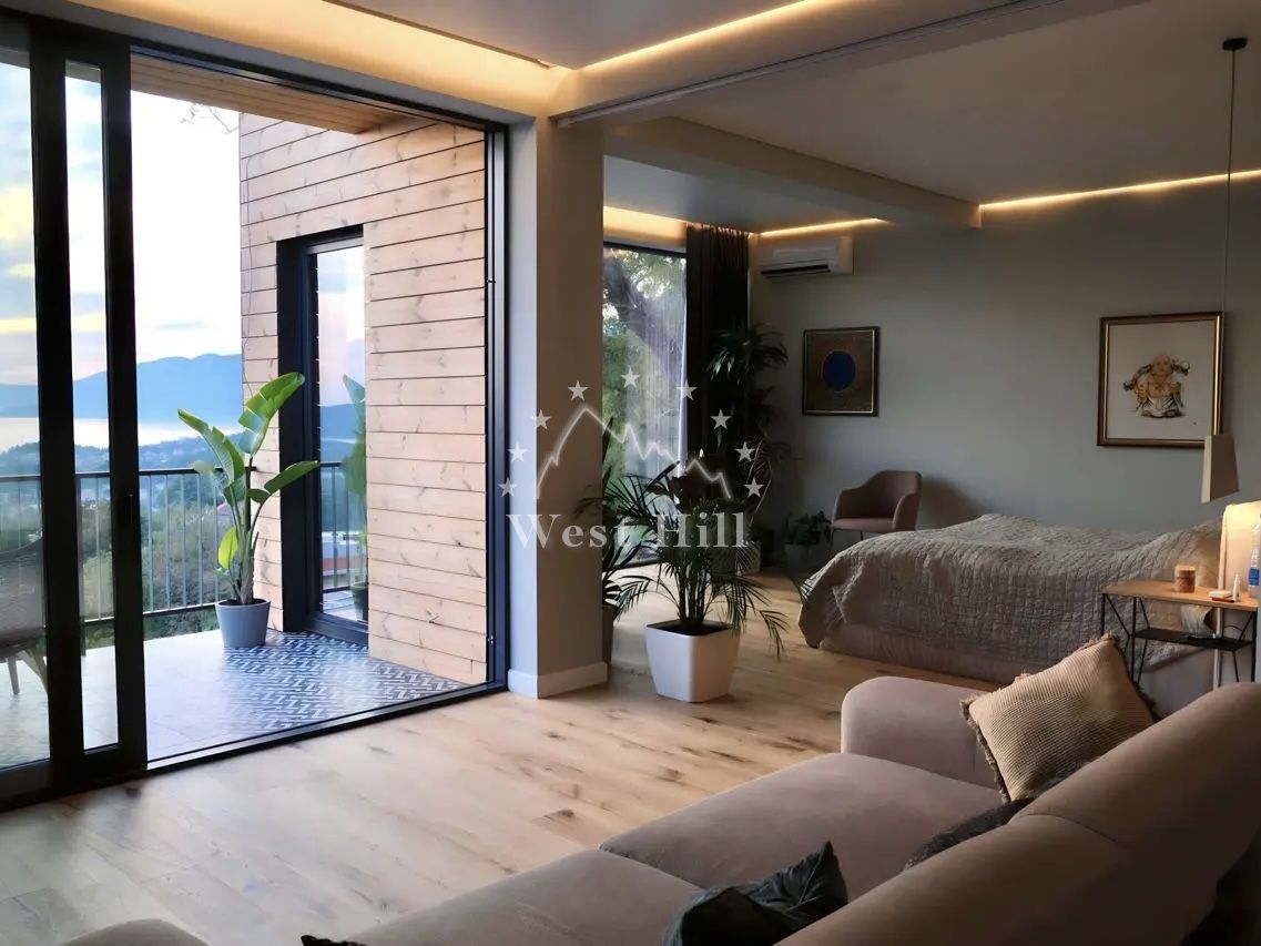Casa en Tivat, Montenegro, 110 m² - imagen 2