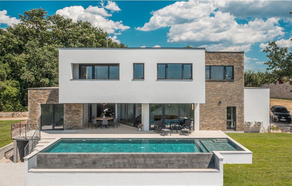 Villa à Buje, Croatie, 255 m² - image 1