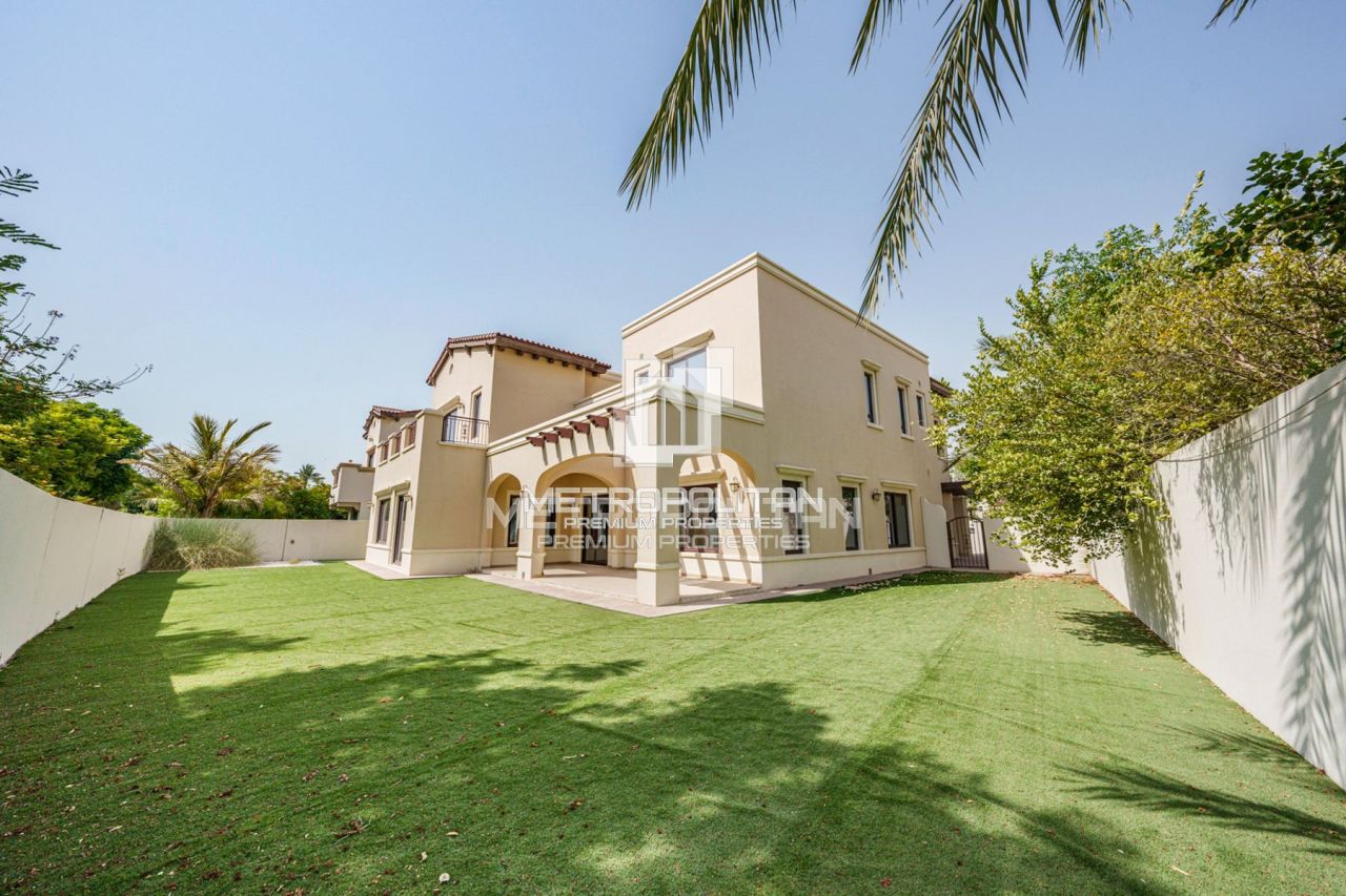 Villa in Dubai, VAE, 795 m² - Foto 1