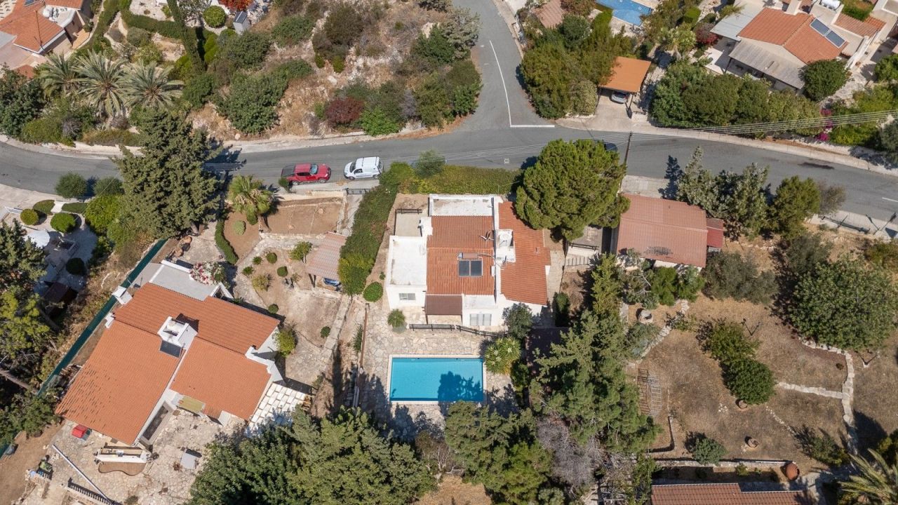 Bungalow in Paphos, Cyprus, 119 m² - picture 1