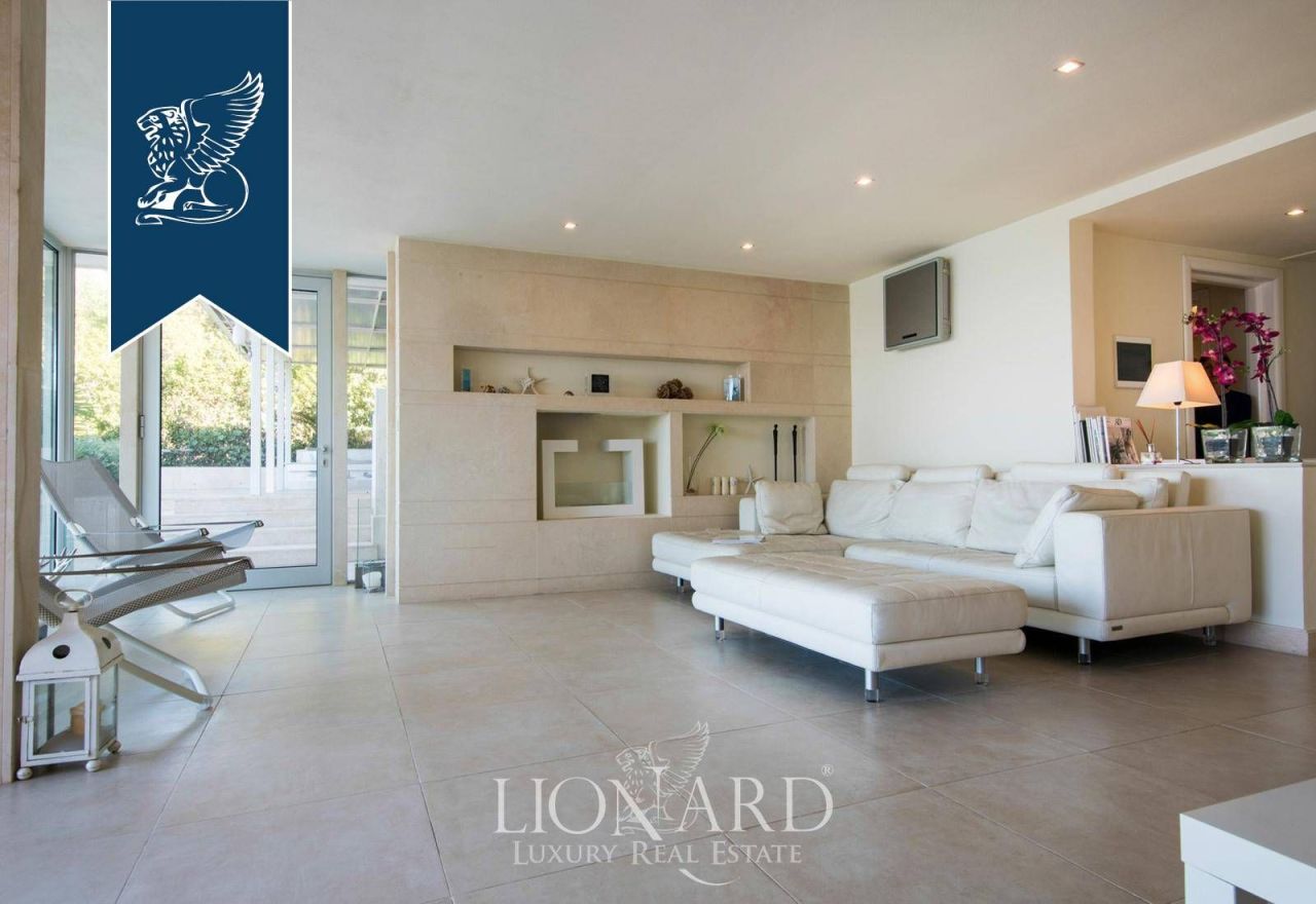 Villa in Orbetello, Italy, 200 m² - picture 13