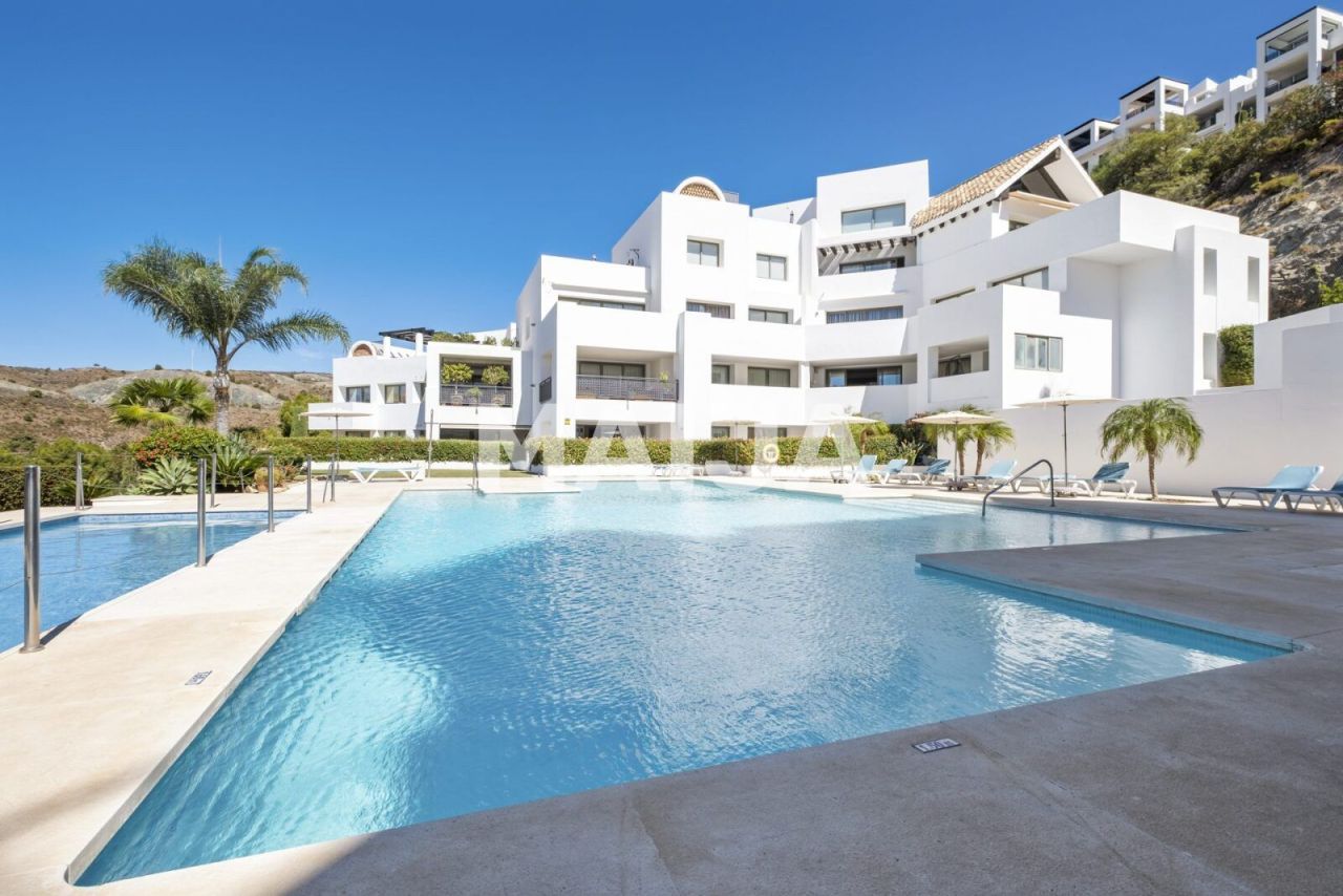 Wohnung in Benahavis, Spanien, 79 m² - Foto 1