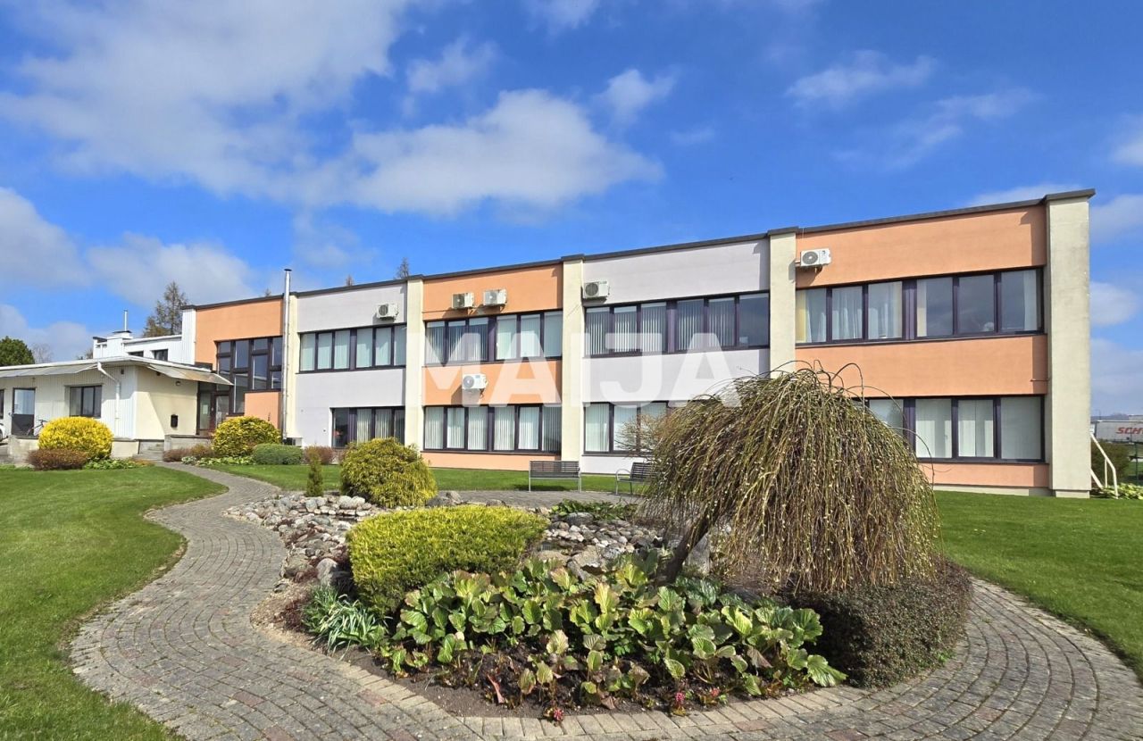 Oficina Talsi, Letonia, 2 115 m² - imagen 2