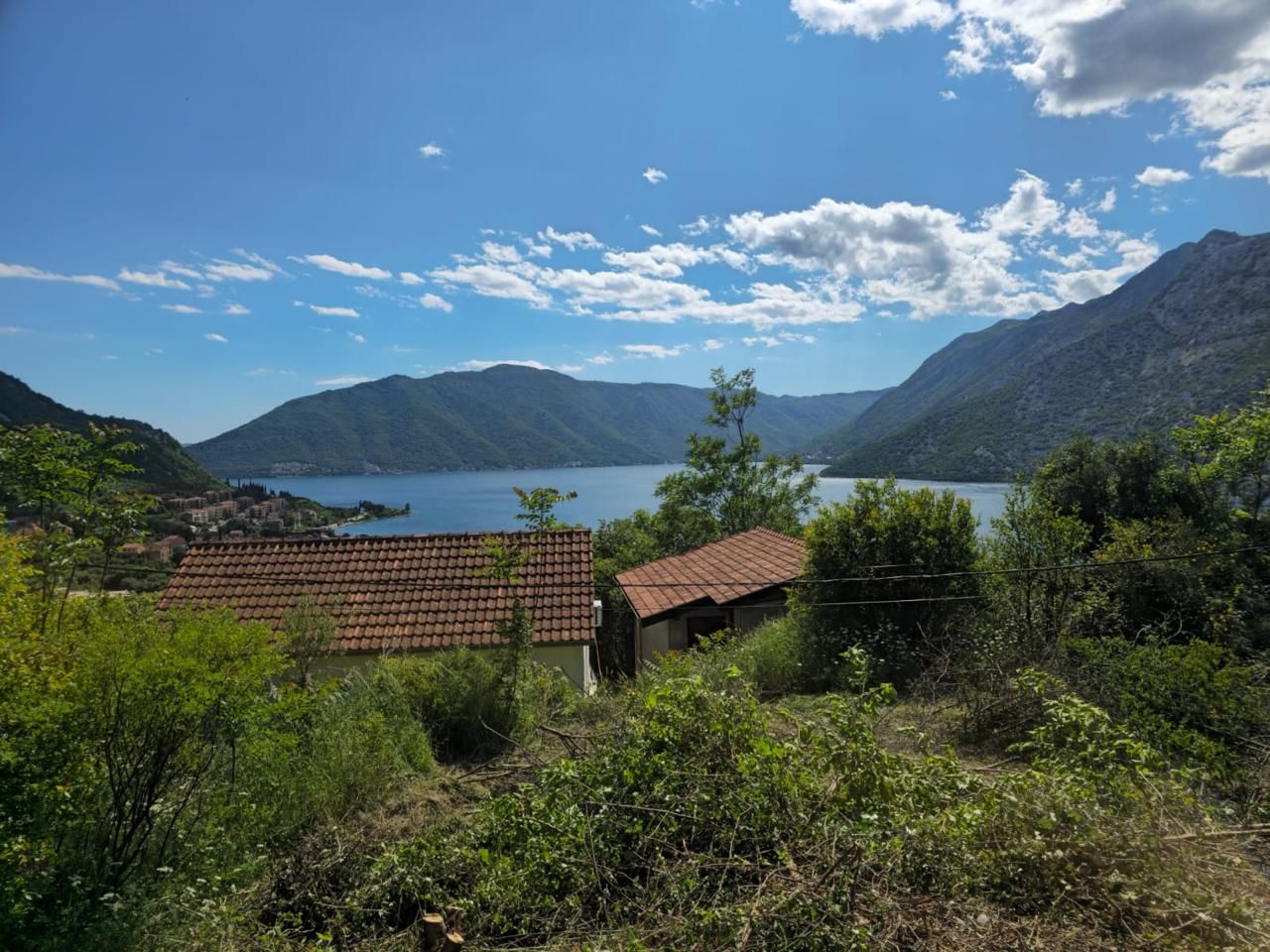 Terreno en Kotor, Montenegro, 910 m² - imagen 1