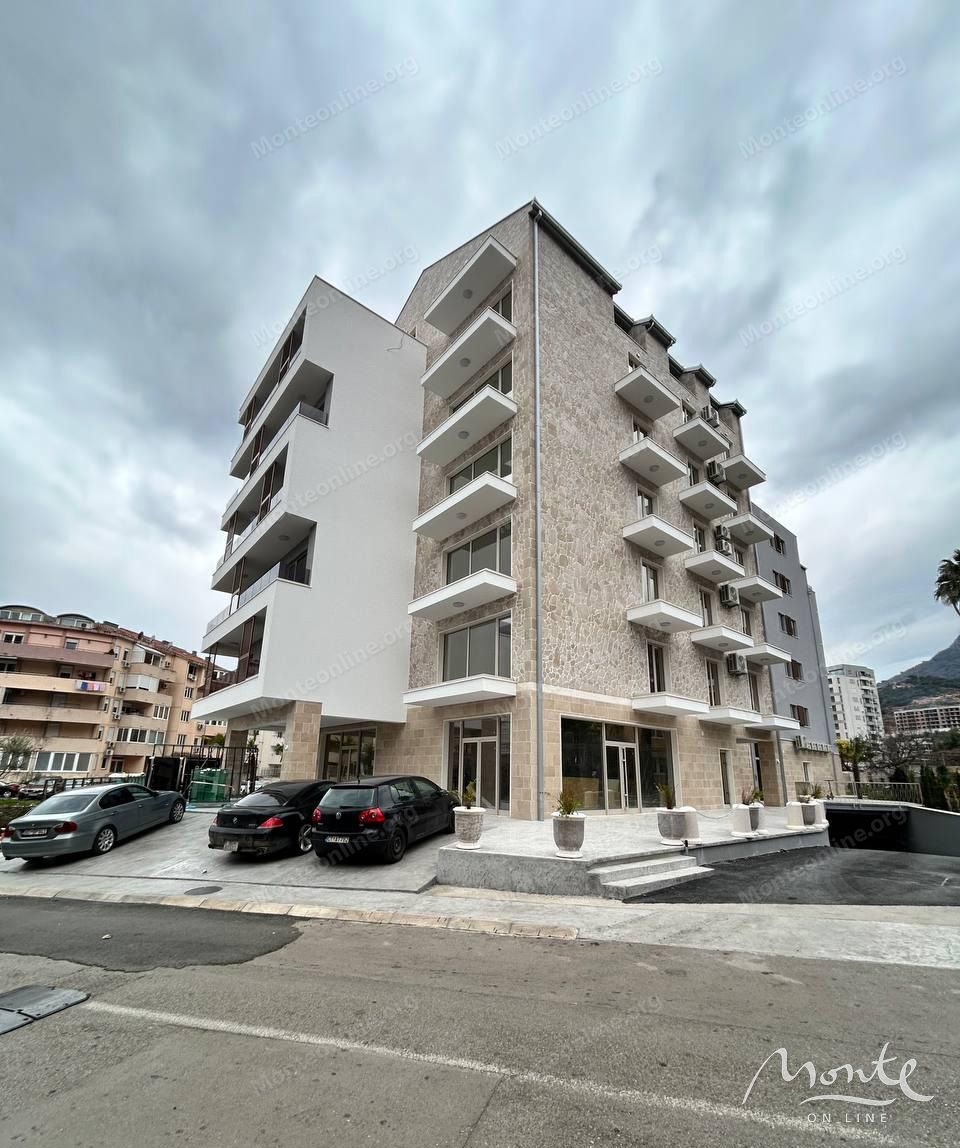 Flat in Budva, Montenegro, 82 m² - picture 1