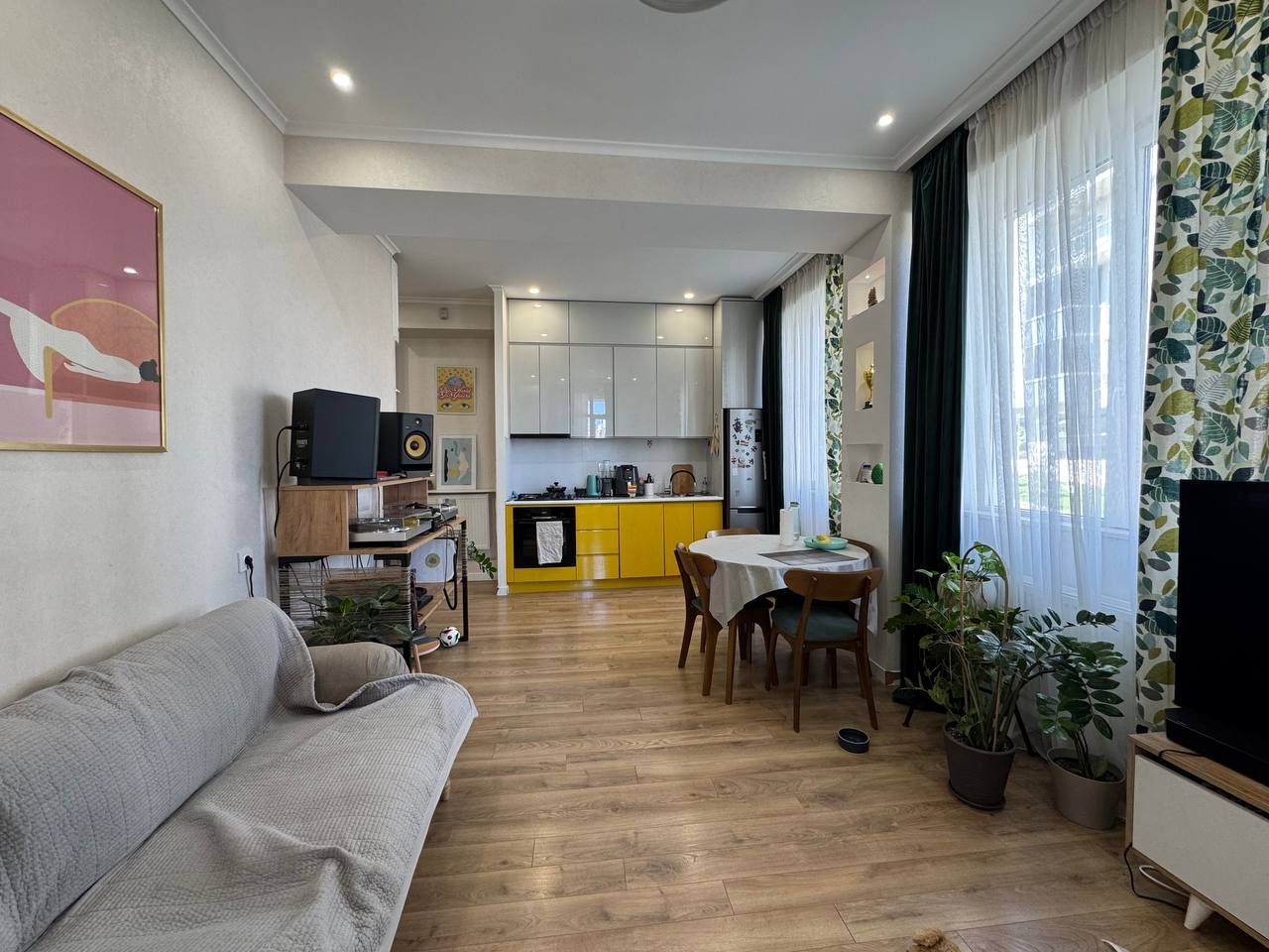 Flat in Tbilisi, Georgia, 67.4 m² - picture 1