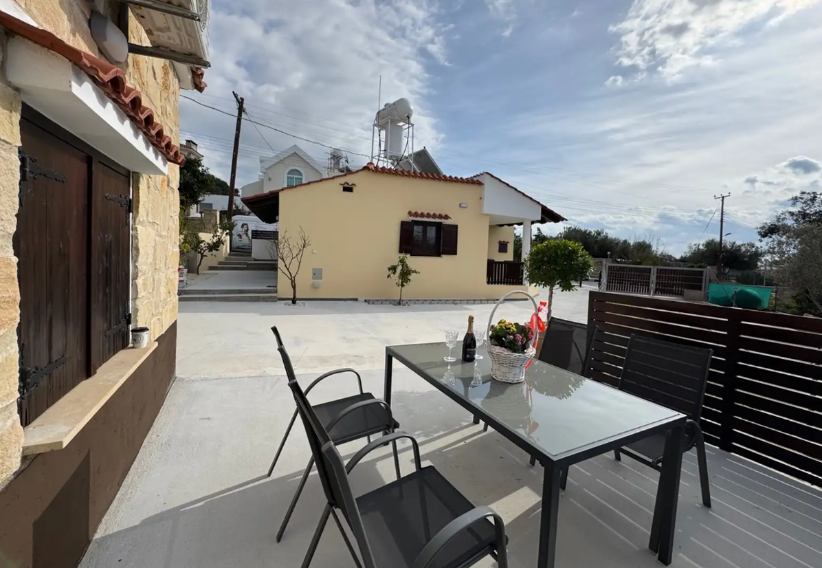 House in Paphos, Cyprus - picture 9