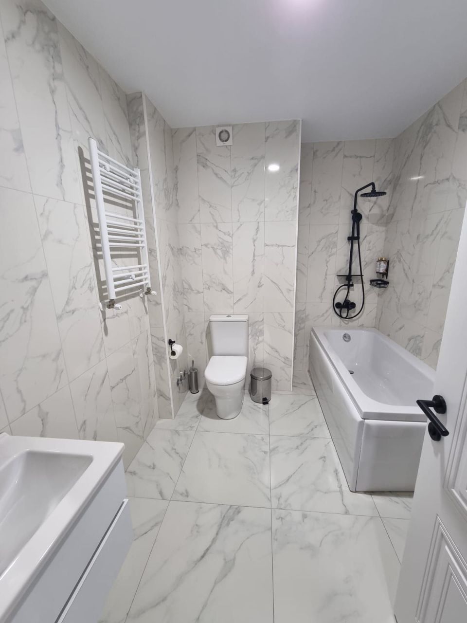 Flat in Batumi, Georgia, 121 m² - picture 11