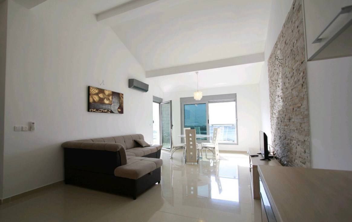 Piso en Dobrota, Montenegro, 57 m² - imagen 5