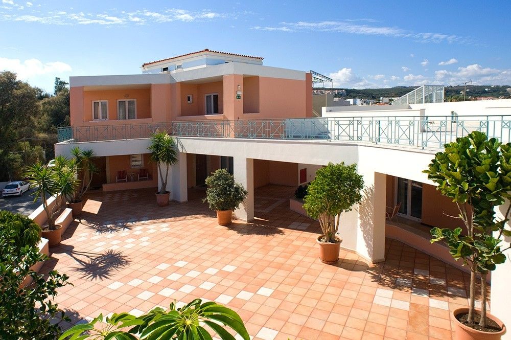 Hotel in Chania Prefecture, Greece, 4 728 m² - picture 12