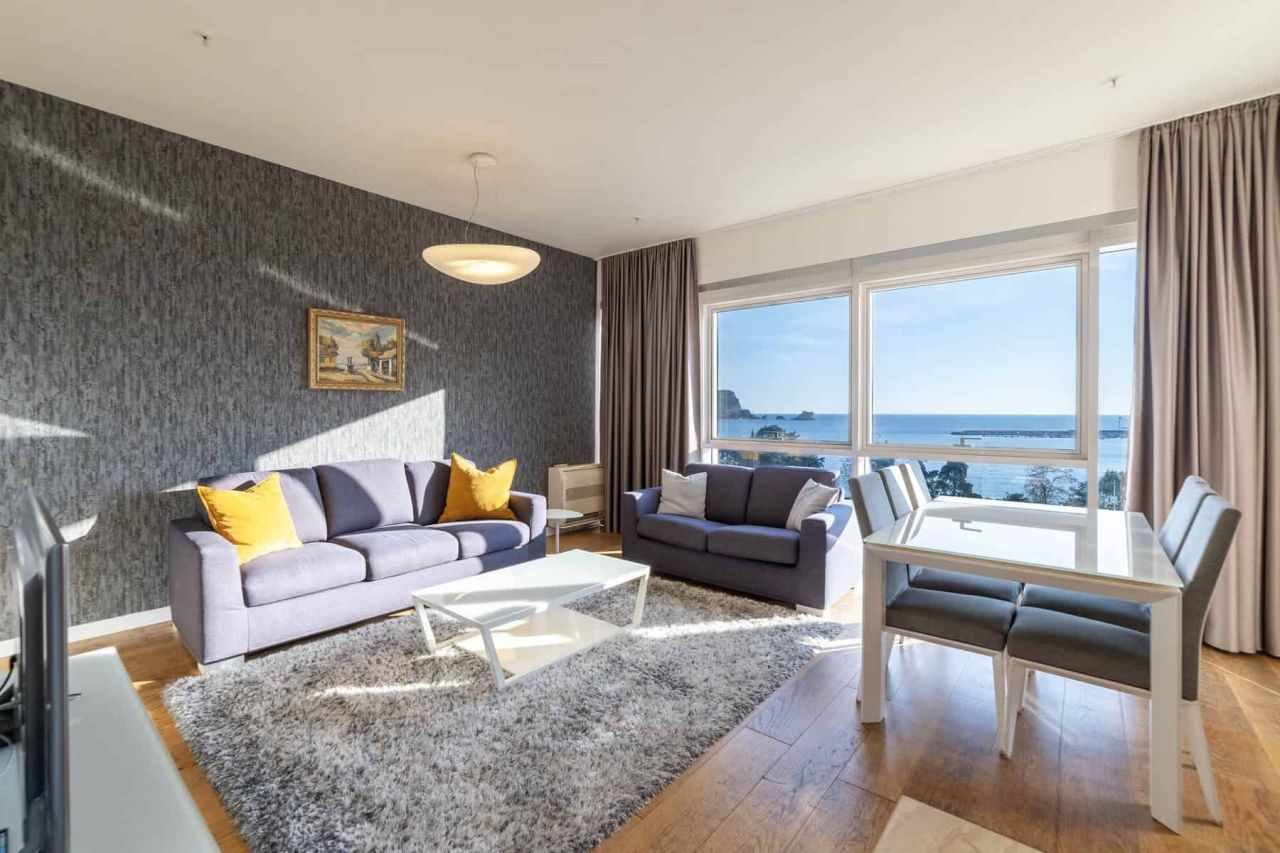 Apartment in Budva, Montenegro, 85 m² - Foto 1