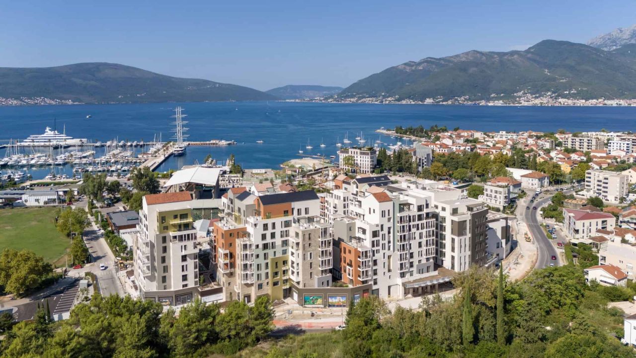 Apartment in Tivat, Montenegro, 62 m² - Foto 1