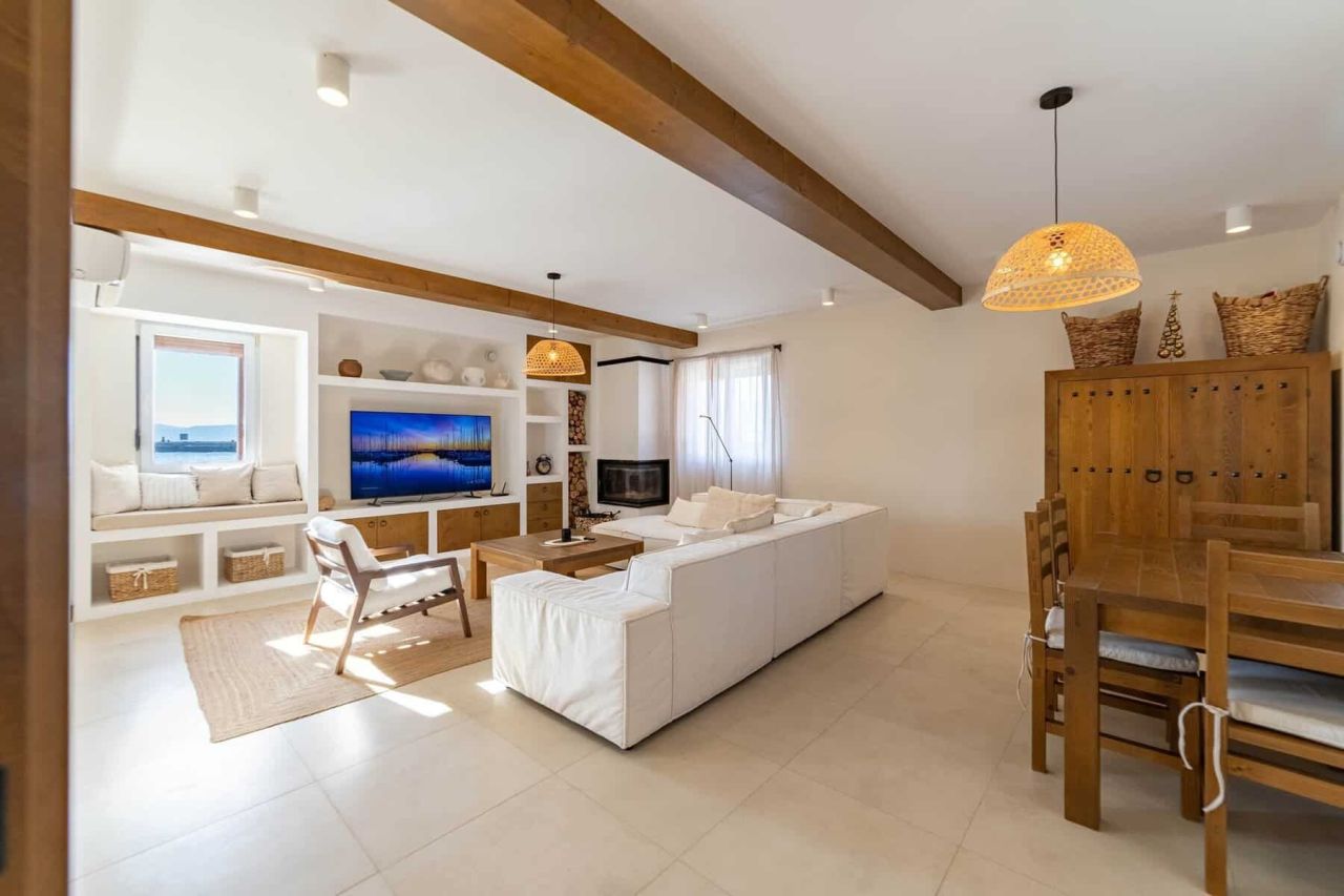 Villa en Bijela, Montenegro, 110 m² - imagen 1
