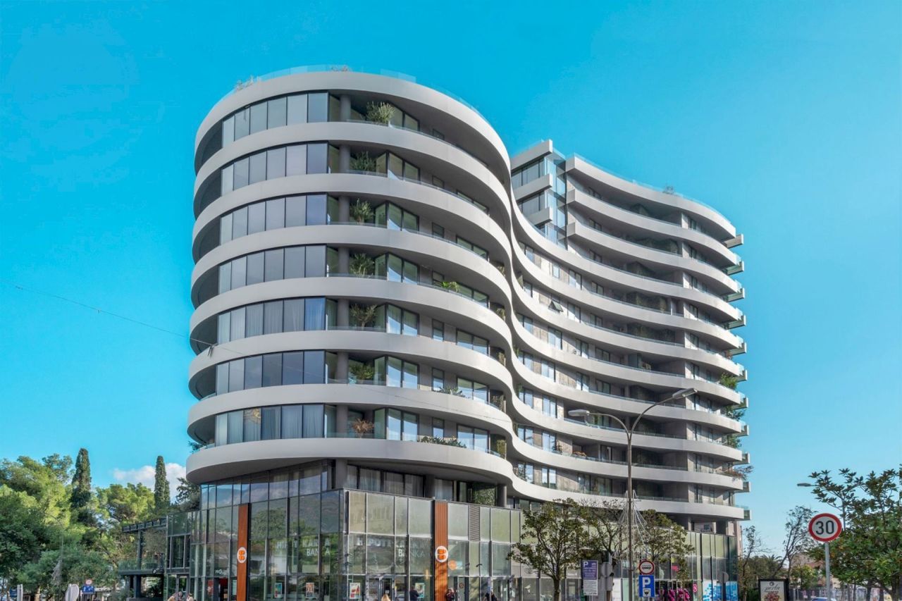 Apartment in Budva, Montenegro, 270 m² - picture 2