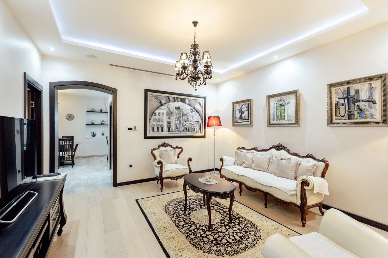 Apartment in Kotor, Montenegro, 117 m² - picture 3