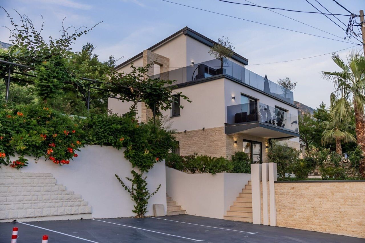 House in Budva, Montenegro, 293 m² - picture 3