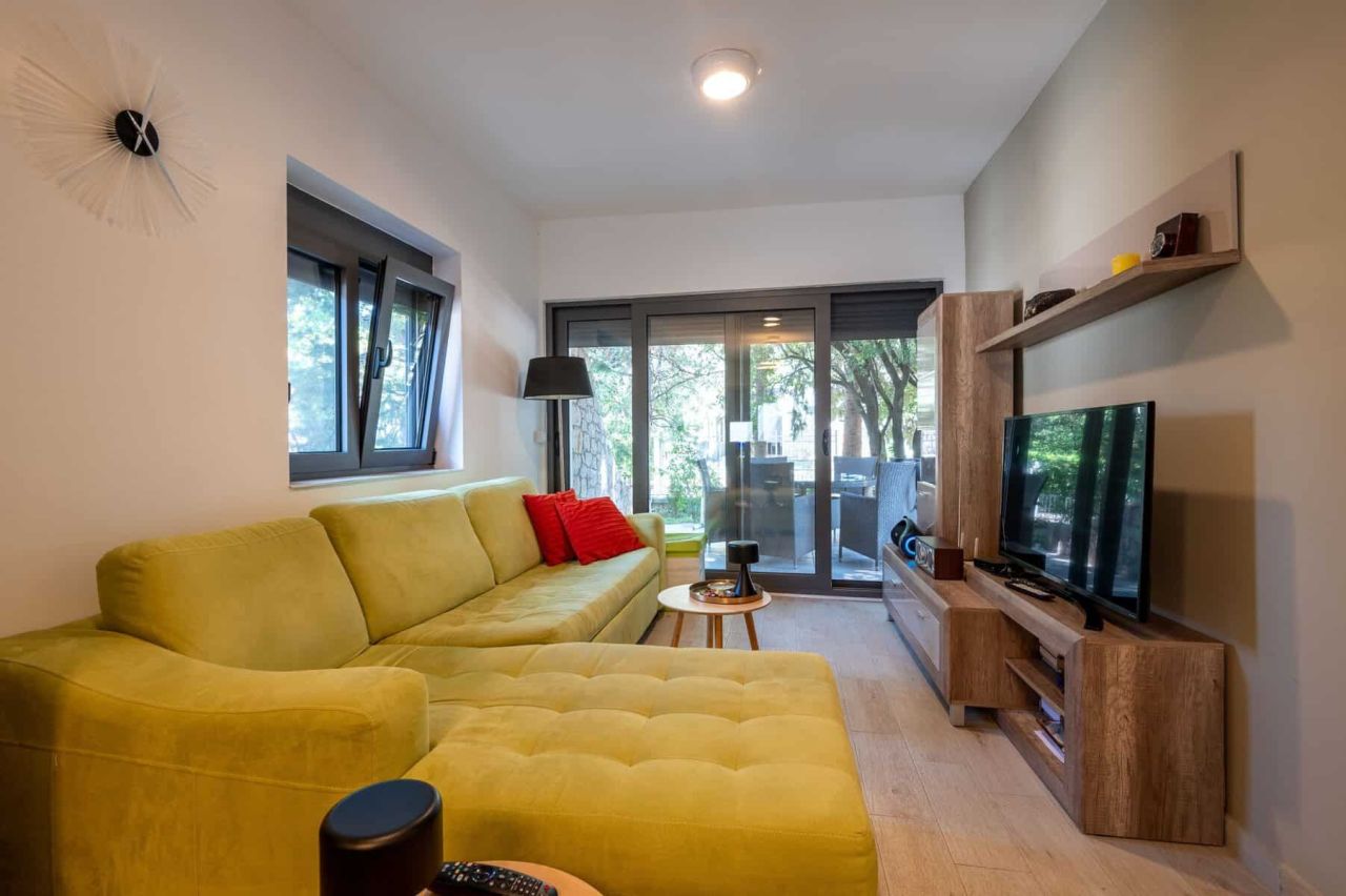 Haus in Utjeha, Montenegro, 100 m² - Foto 3