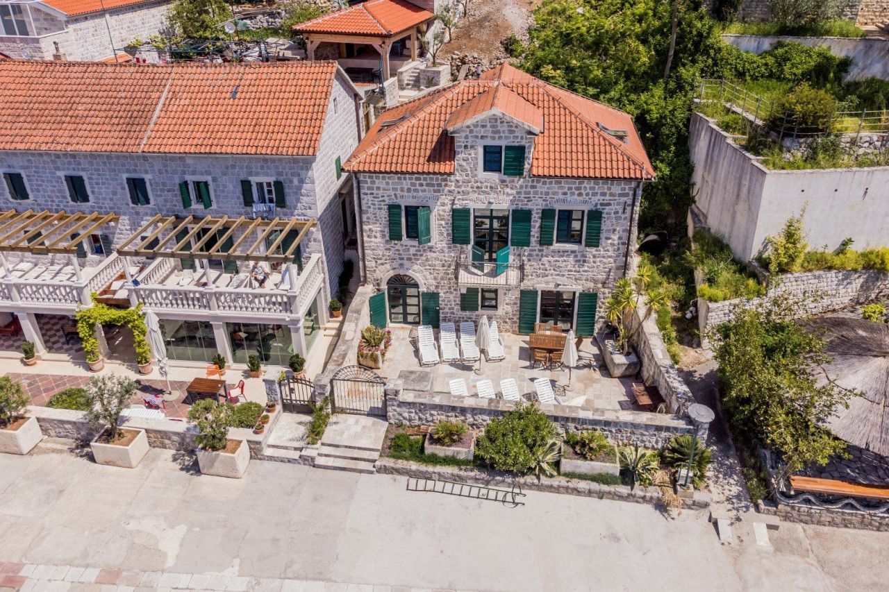 Villa en Rose, Montenegro, 220 m² - imagen 3
