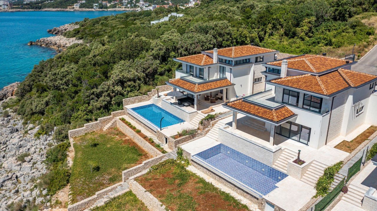 Haus in Utjeha, Montenegro, 360 m² - Foto 4