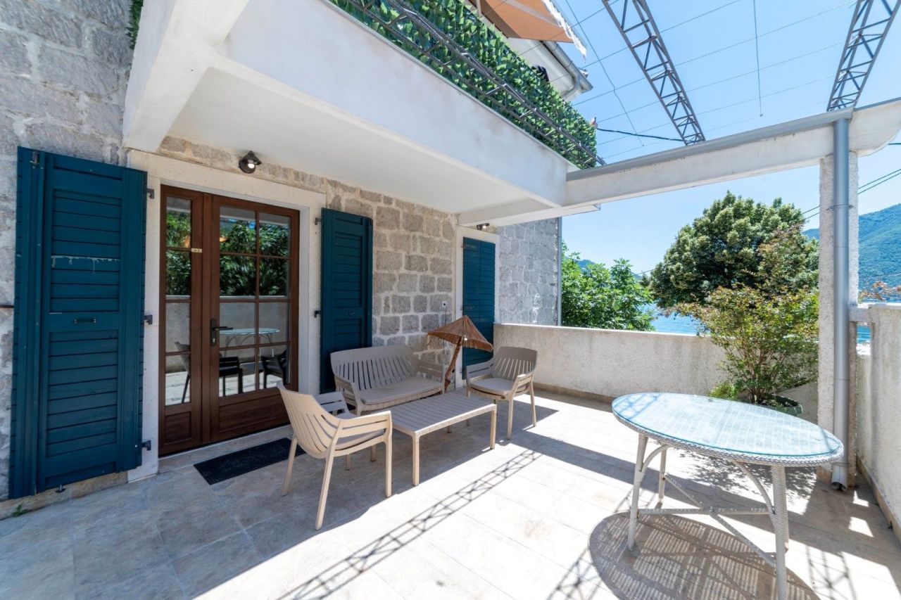 Appartement à Kotor, Monténégro, 112 m² - image 4