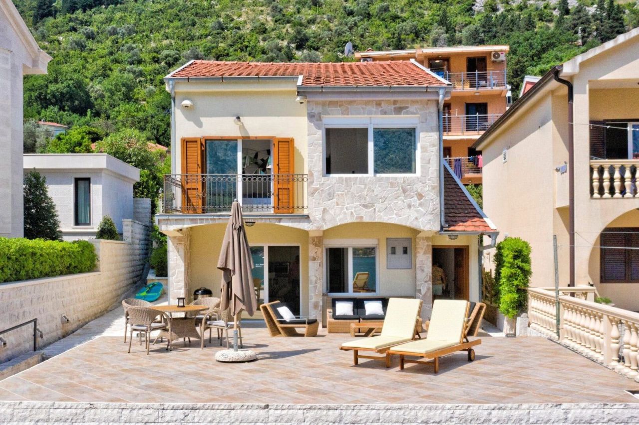 Haus in Muo, Montenegro, 200 m² - Foto 3