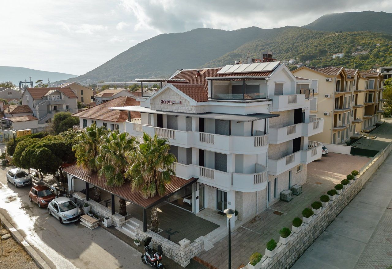 Hotel in Bijela, Montenegro, 784 m² - Foto 4