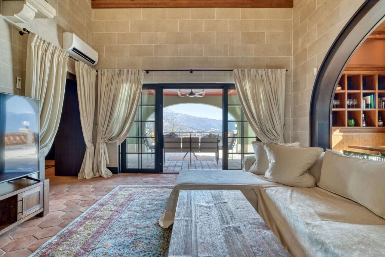 Haus in Igalo, Montenegro, 168 m² - Foto 4