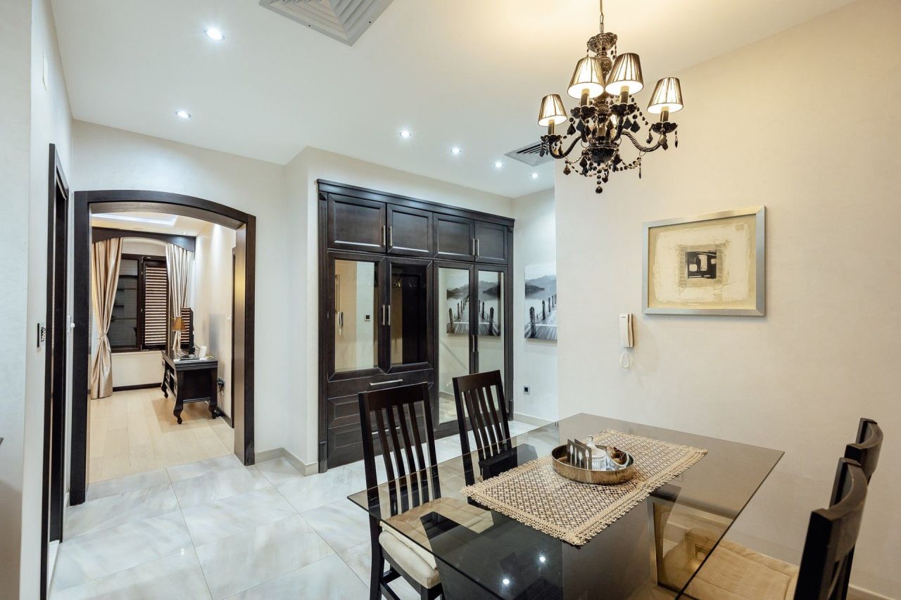 Apartment in Kotor, Montenegro, 117 m² - picture 5