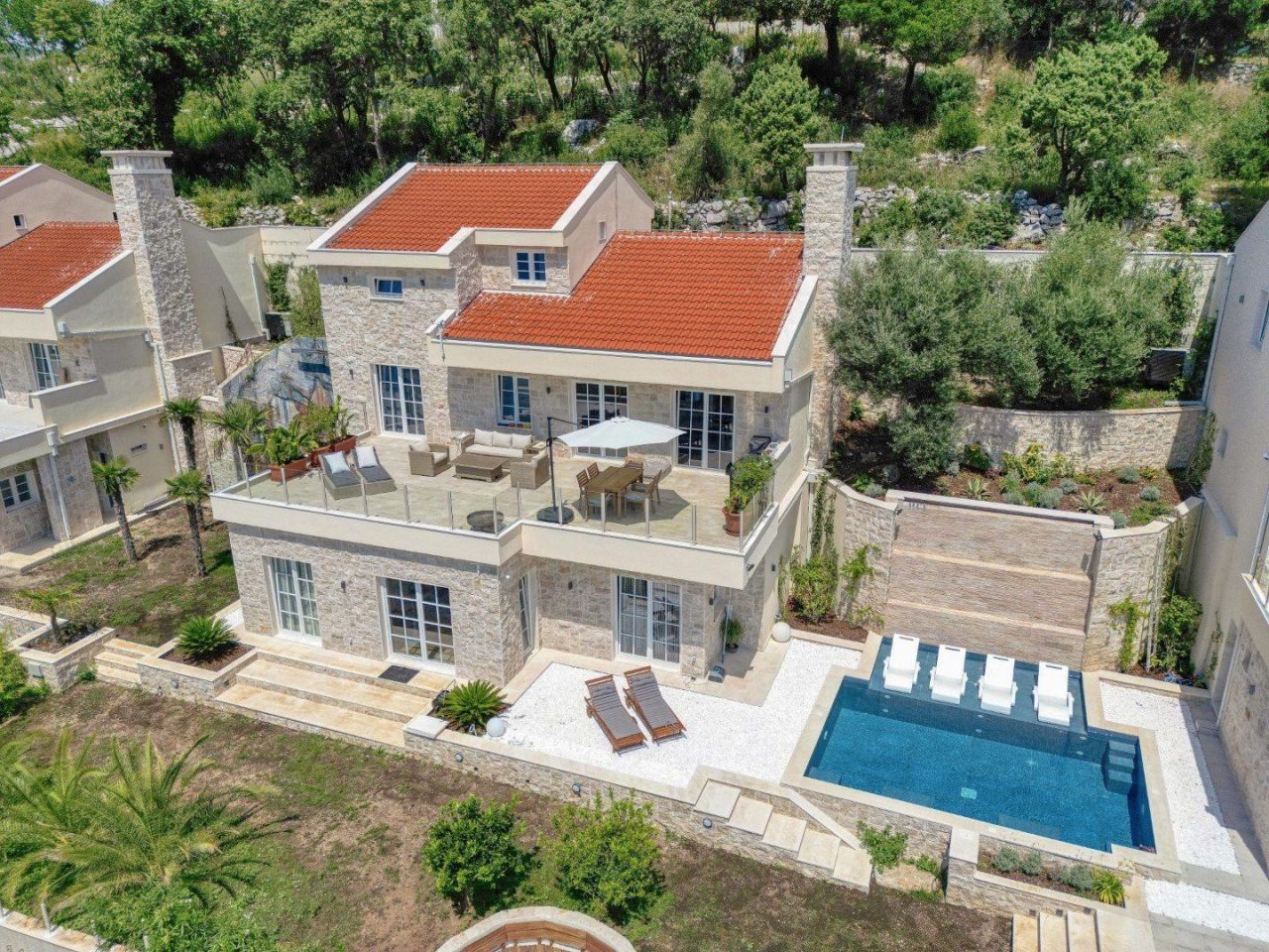 Maison à Herceg-Novi, Monténégro, 230 m² - image 5