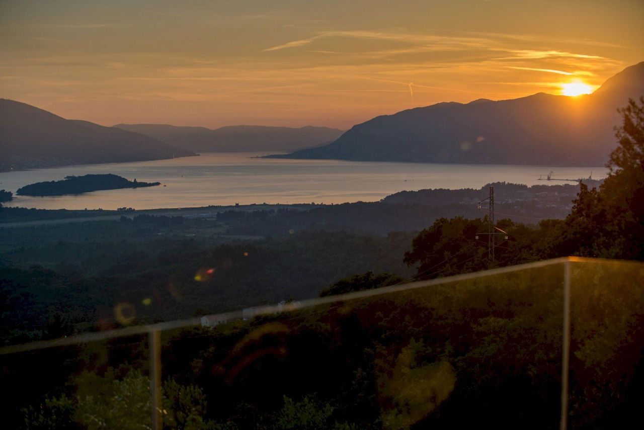 Villa en Kavač, Montenegro, 310 m² - imagen 4