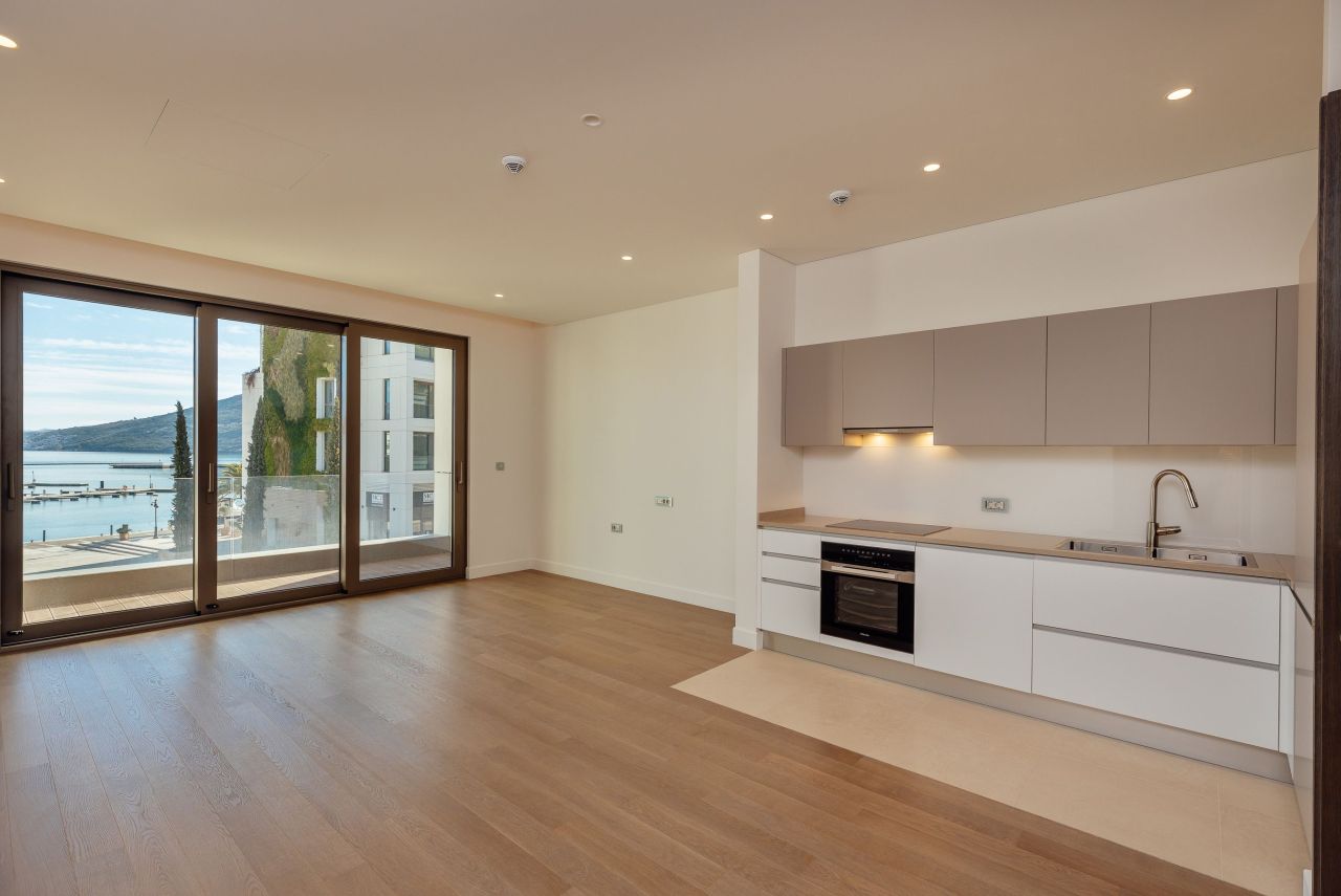 Appartamenti a Herceg-Novi, Montenegro, 82 m² - foto 6