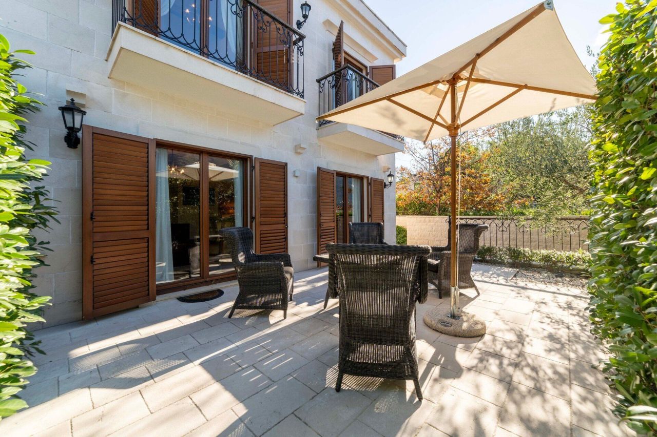 Villa a Dobrota, Montenegro, 193 m² - foto 6