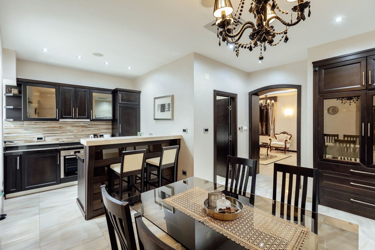 Apartment in Kotor, Montenegro, 117 m² - picture 6