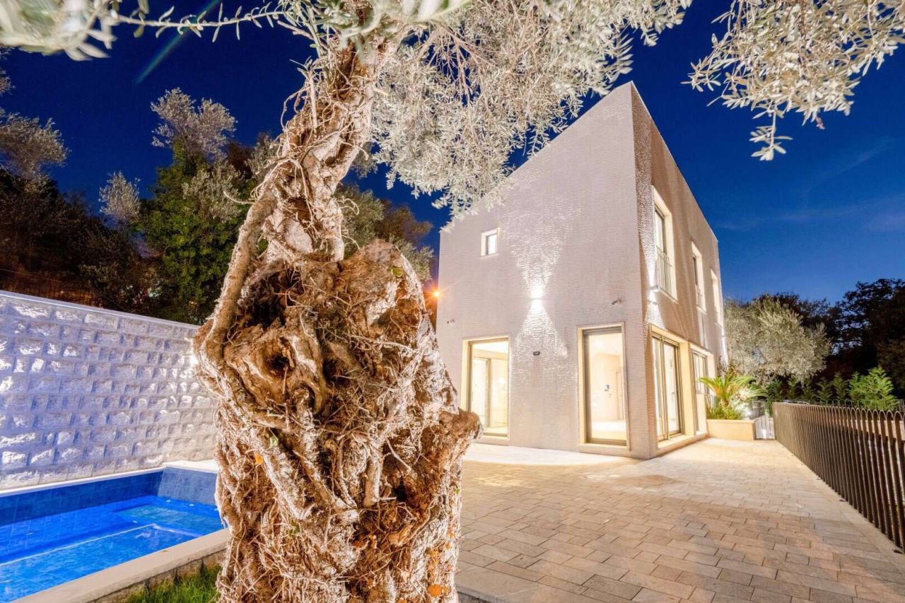 Casa a Budva, Montenegro, 240 m² - foto 6