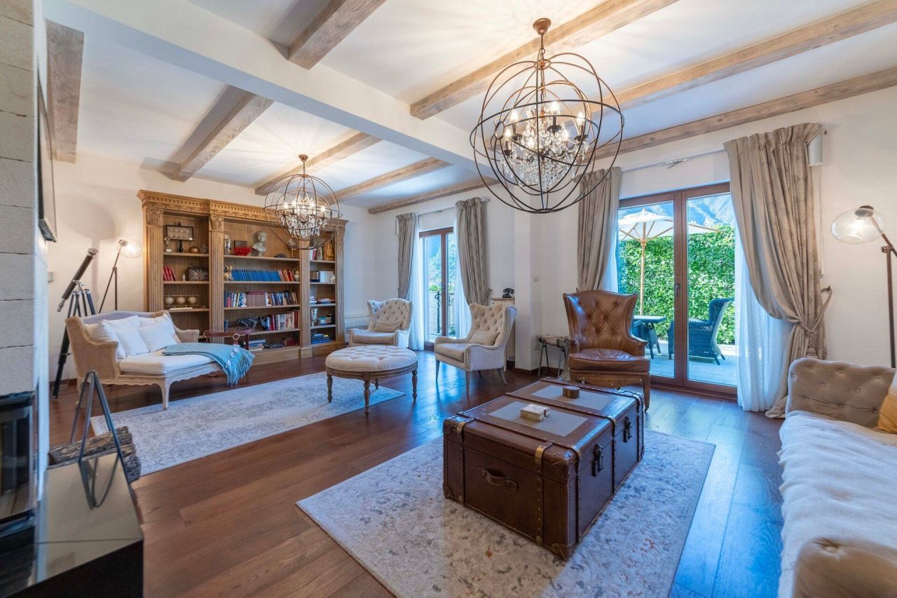 Villa a Dobrota, Montenegro, 193 m² - foto 7