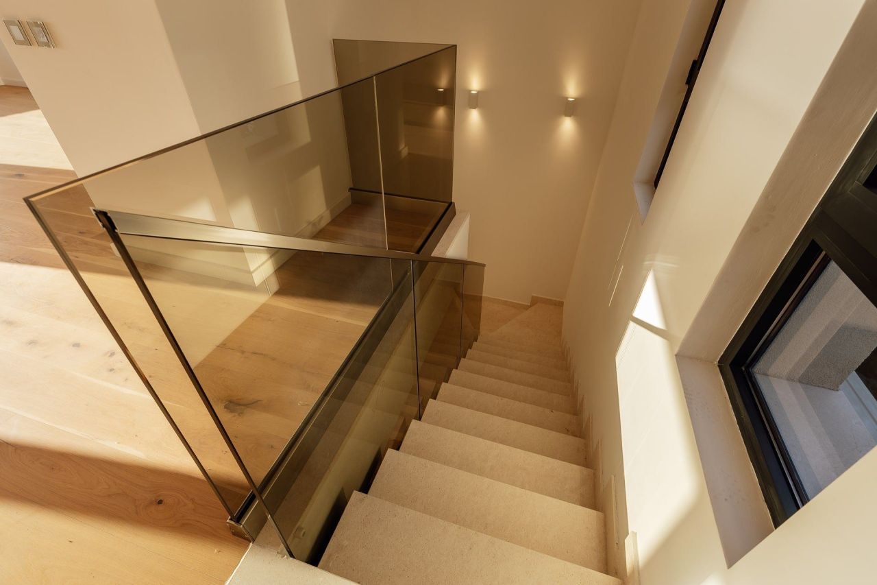 Apartment in Tivat, Montenegro, 103 m² - picture 8