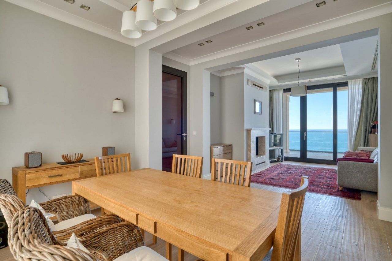 Apartment in Budva, Montenegro, 131 m² - picture 8